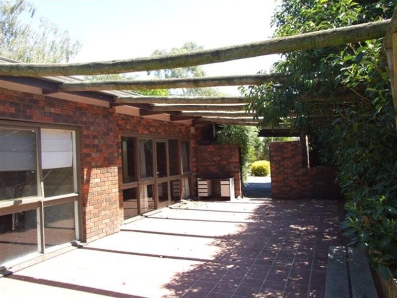 6 Glendale Drive, Chirnside Park VIC 3116