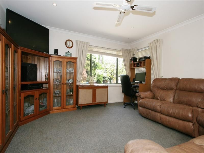 9 Lomond Avenue, Kilsyth VIC 3137