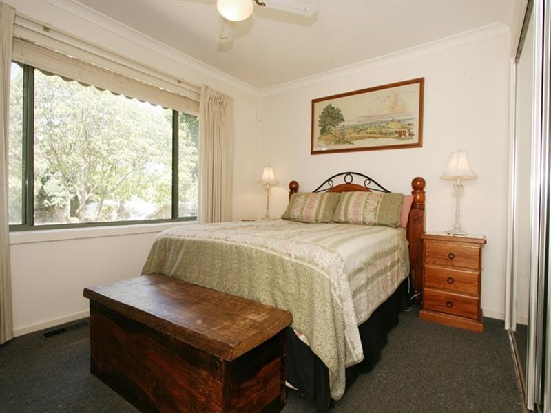 9 Lomond Avenue, Kilsyth VIC 3137