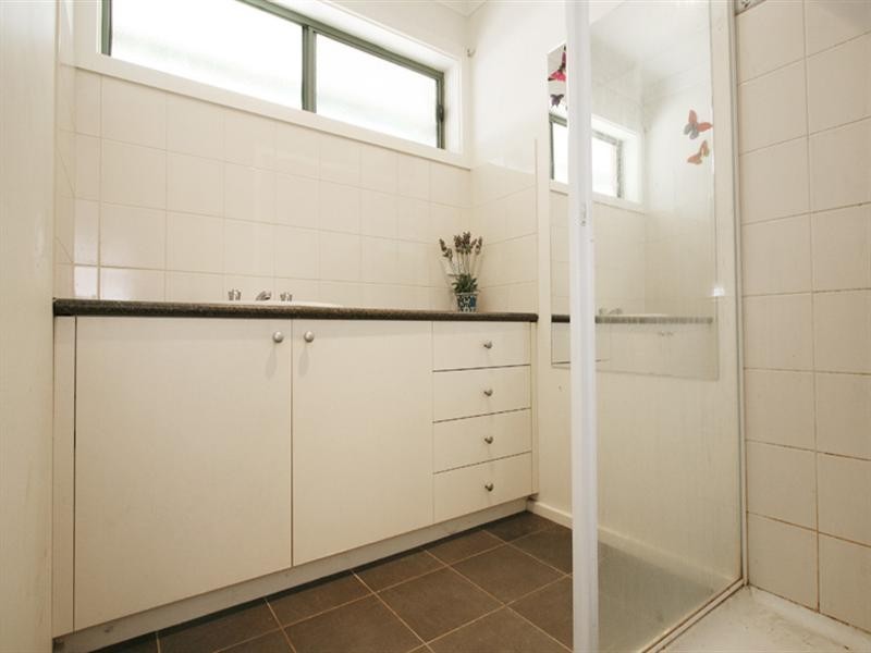 9 Lomond Avenue, Kilsyth VIC 3137