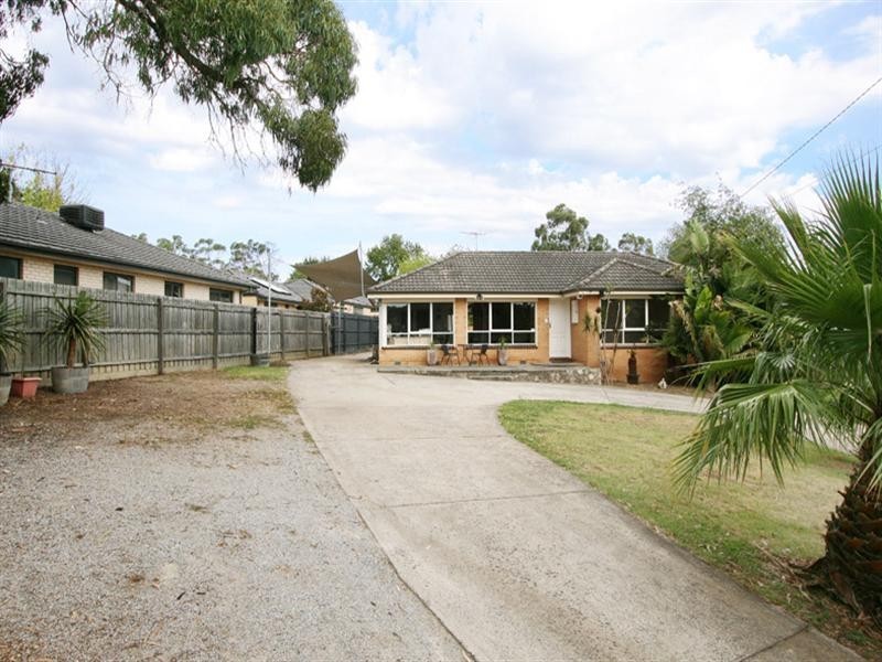 5 Yates Court, Mooroolbark VIC 3138