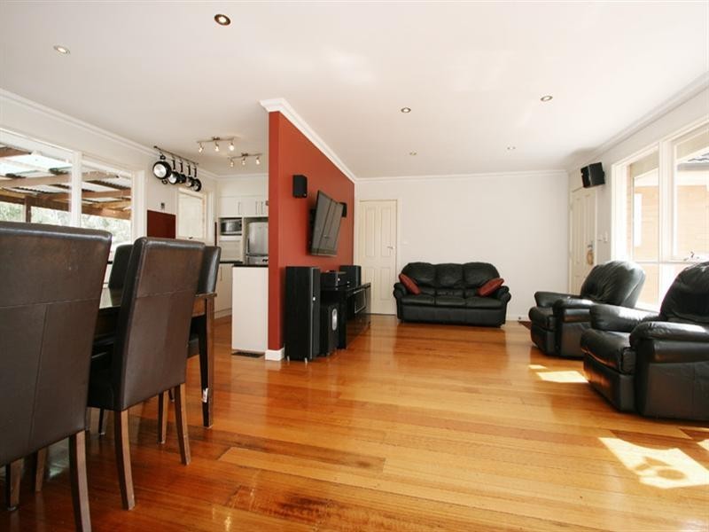 5 Yates Court, Mooroolbark VIC 3138