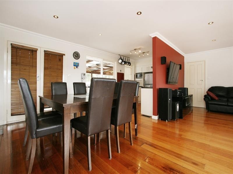 5 Yates Court, Mooroolbark VIC 3138