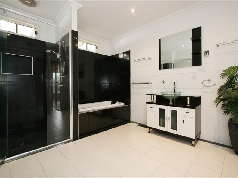 5 Yates Court, Mooroolbark VIC 3138