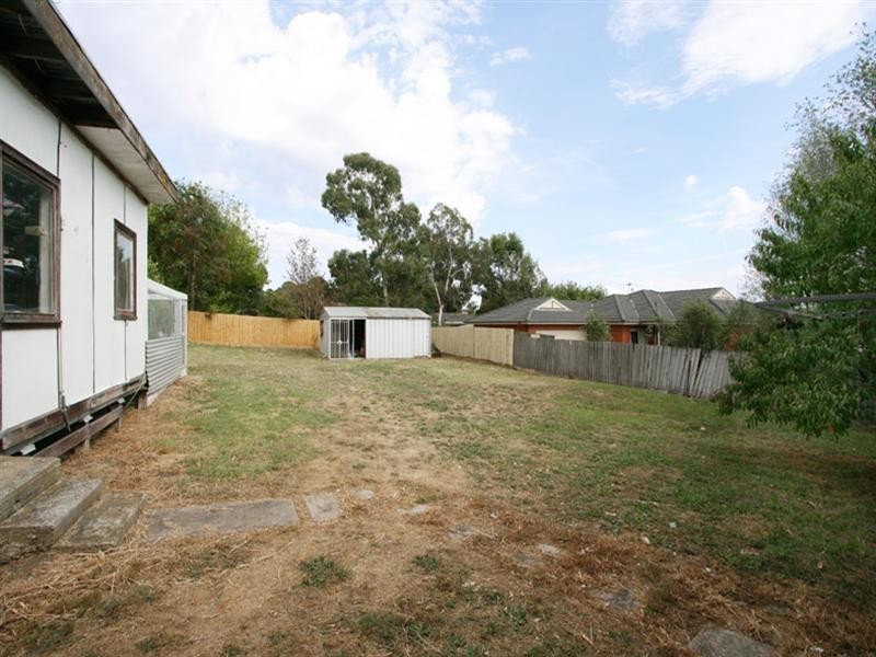 5 Yates Court, Mooroolbark VIC 3138