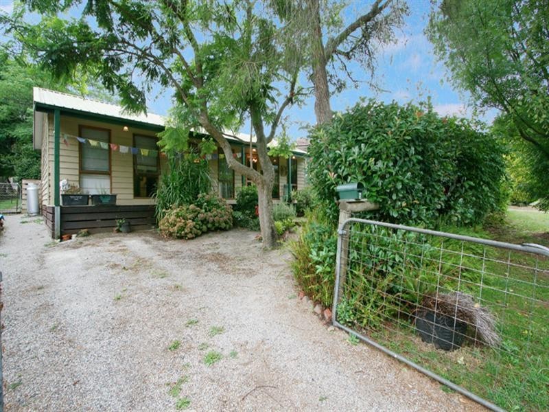 5 Derby Street, Warburton VIC 3799