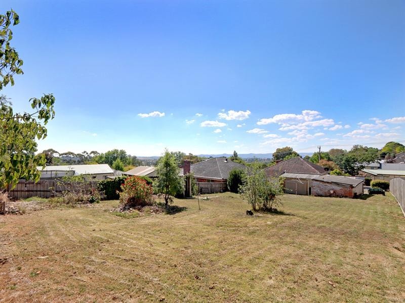 8 Brown Street, Lilydale VIC 3140