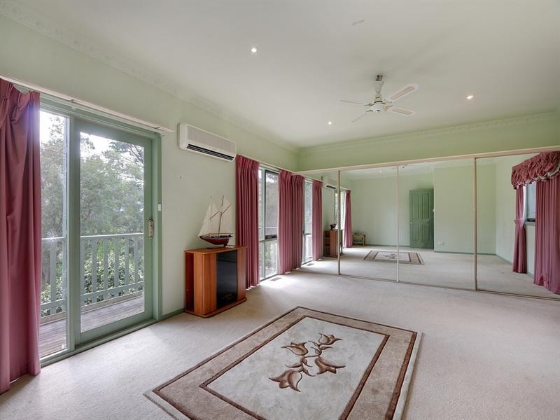 5 Sundew Parade, Launching Place VIC 3139
