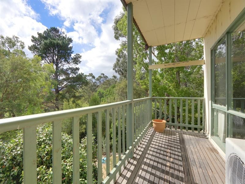 5 Sundew Parade, Launching Place VIC 3139