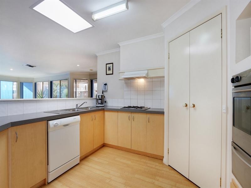 12 Glencoe Place, Lilydale VIC 3140