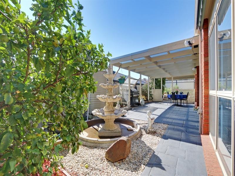 30 Mentor Grove, Lilydale VIC 3140
