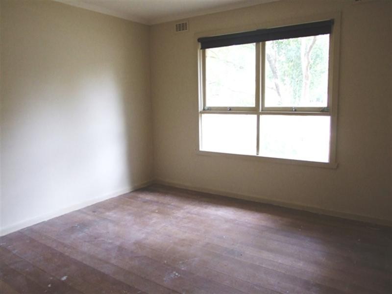 77 Highview Drive, Mooroolbark VIC 3138