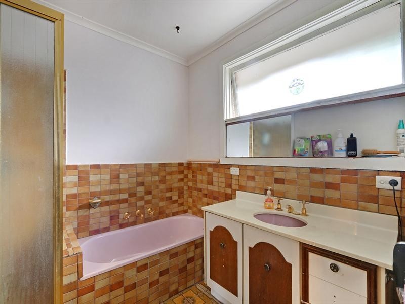 26 Charles Road, Lilydale VIC 3140