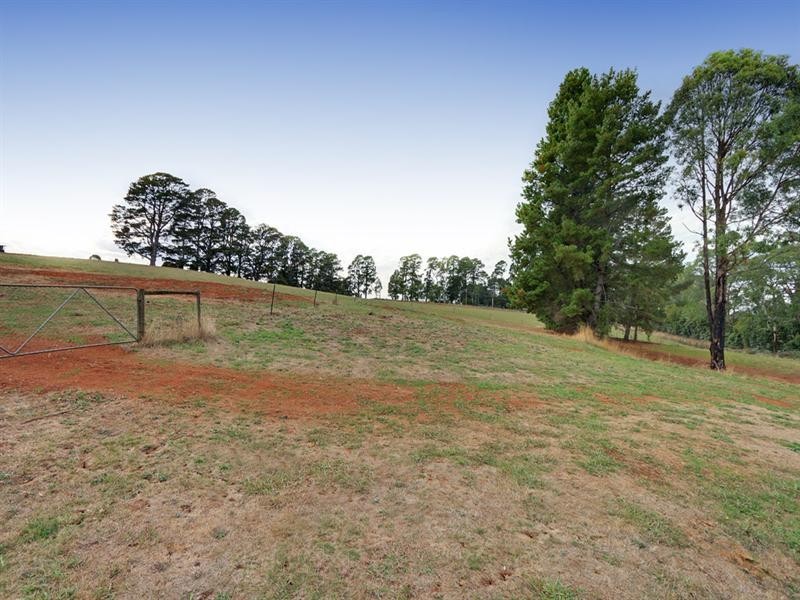 43 Monbulk Seville Road, Seville VIC 3139