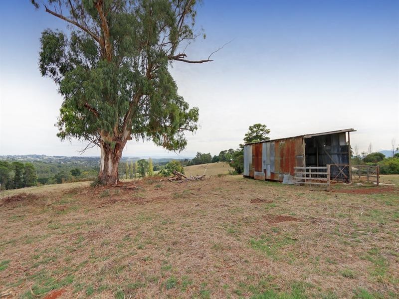 43 Monbulk Seville Road, Seville VIC 3139