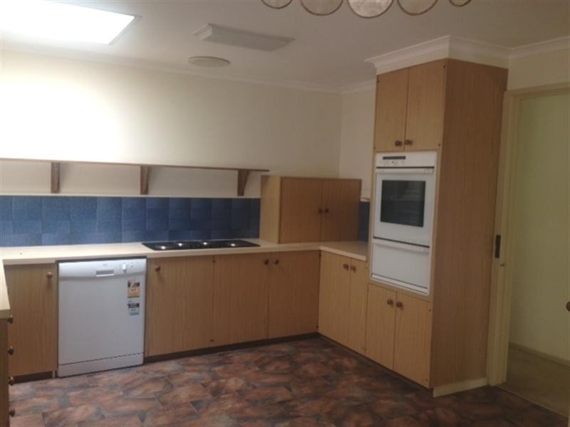 22 Henderson Drive, Yarra Glen VIC 3775