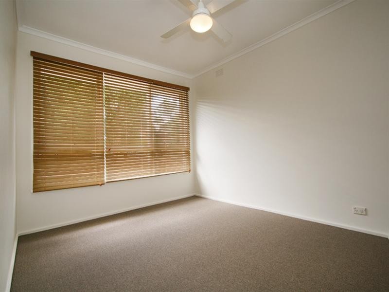 17 Wallace Way, Mooroolbark VIC 3138