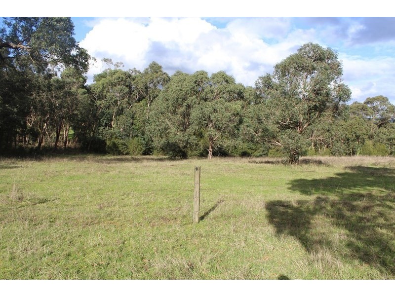 2764 Warburton Highway, Wesburn VIC 3799