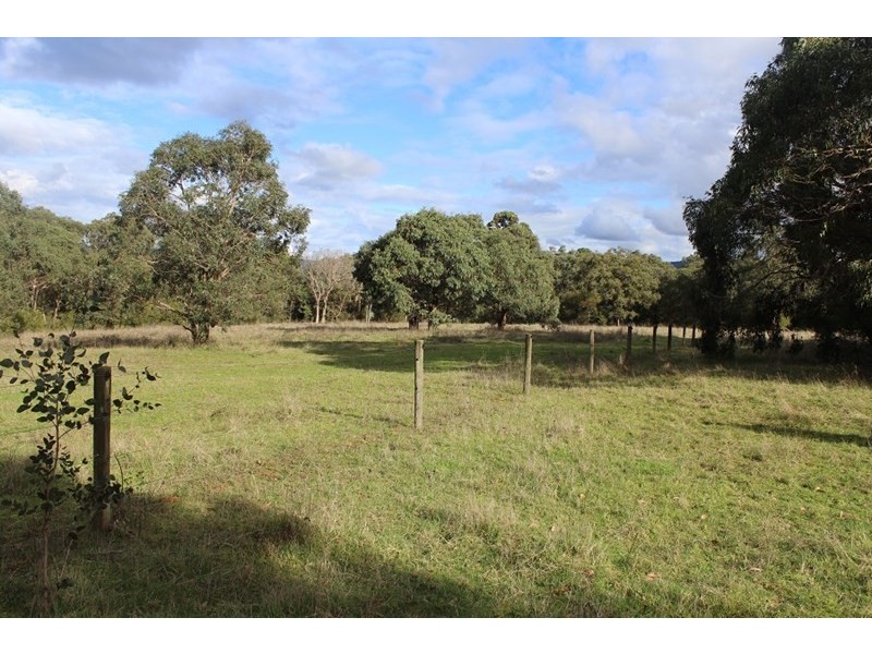 2764 Warburton Highway, Wesburn VIC 3799