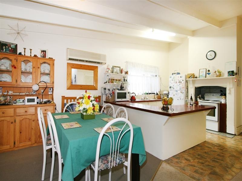 110 Station Road, Wesburn VIC 3799