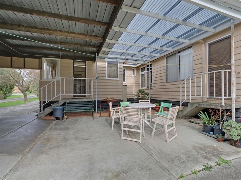 9 Sinclair Road, Bayswater VIC 3153