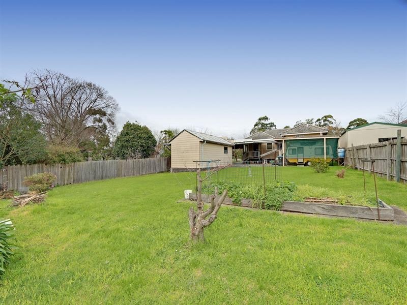 9 Sinclair Road, Bayswater VIC 3153