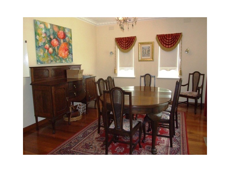 59 Cambridge Road, Mooroolbark VIC 3138