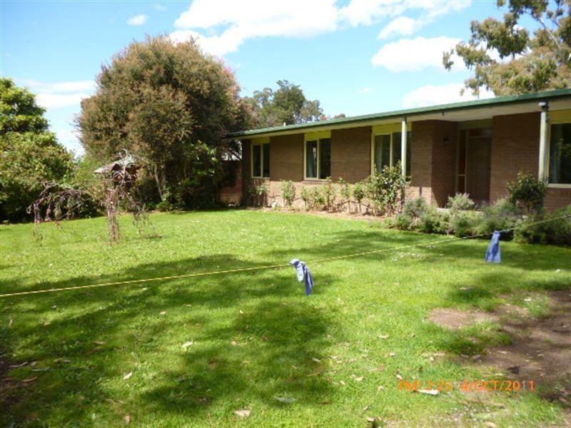 42 Fernhill Road, Mount Evelyn VIC 3796