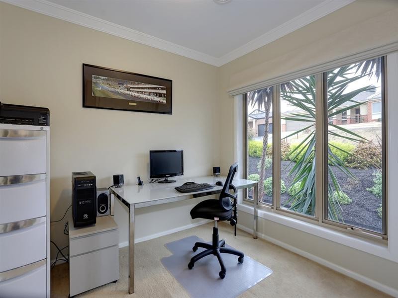 44 Kingsburgh Lane, Lilydale VIC 3140