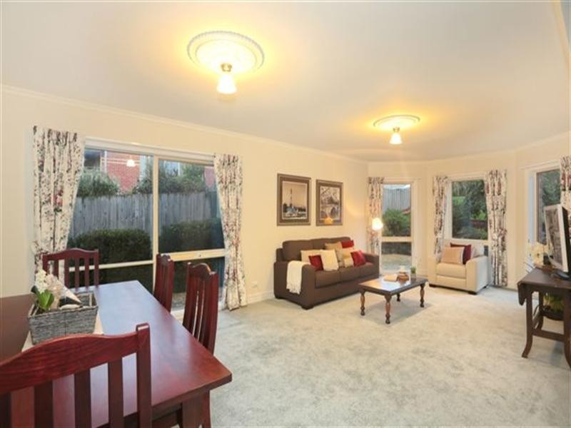 5 Angus Place, Lilydale VIC 3140