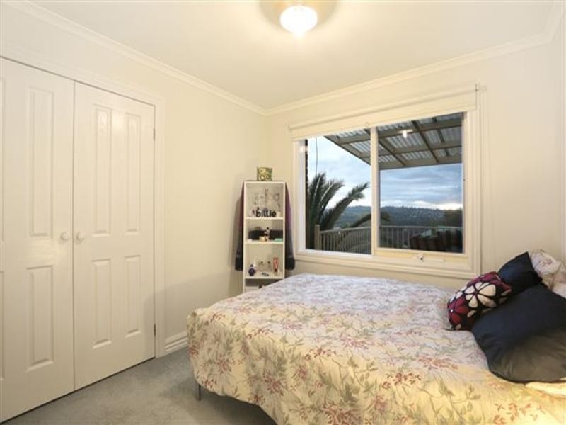 5 Angus Place, Lilydale VIC 3140