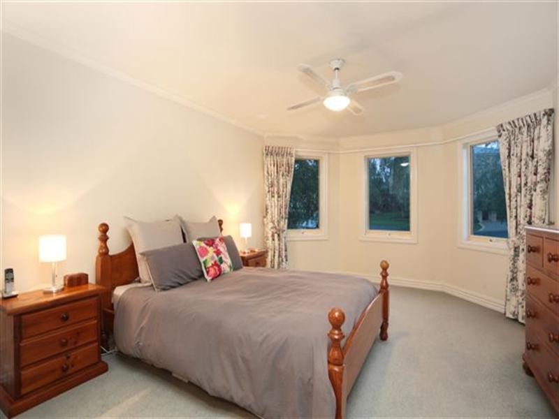 5 Angus Place, Lilydale VIC 3140