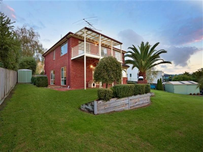 5 Angus Place, Lilydale VIC 3140