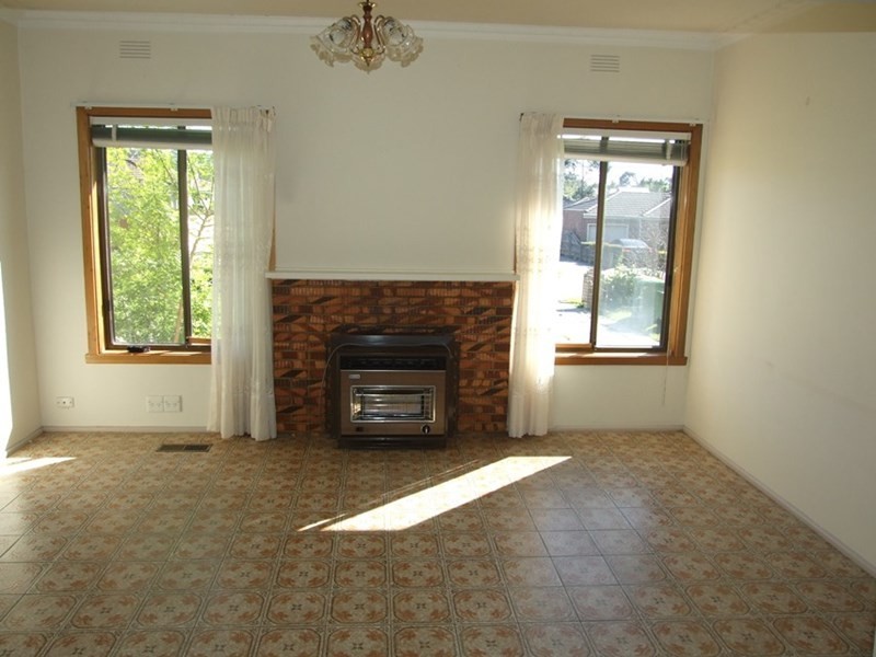 13 McComb Street, Lilydale VIC 3140