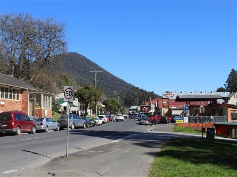 3412 Warburton Highway, Warburton VIC 3799