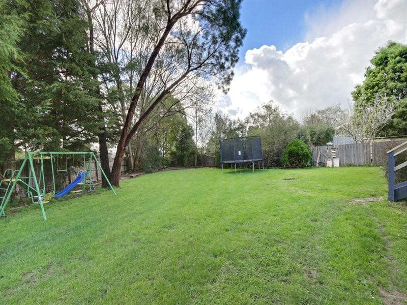 8 Badger Court, Lilydale VIC 3140