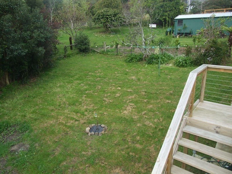 6 Leila Road, Warburton VIC 3799