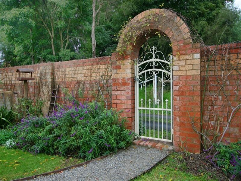 2402 Warburton Highway, Yarra Junction VIC 3797