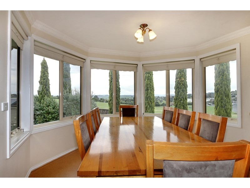 2-4 Billanook Way, Chirnside Park VIC 3116