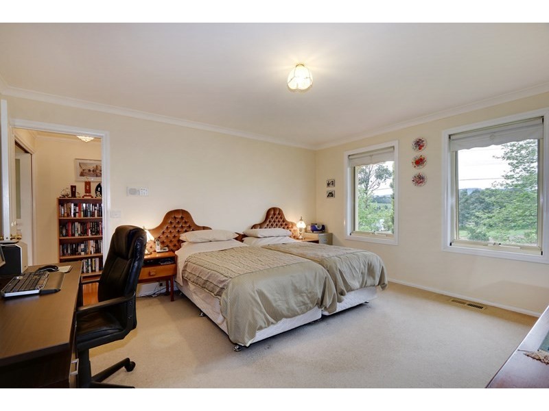 2-4 Billanook Way, Chirnside Park VIC 3116