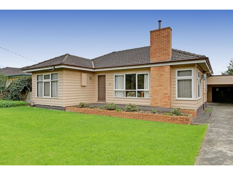 9 Sinclair Road, Bayswater VIC 3153