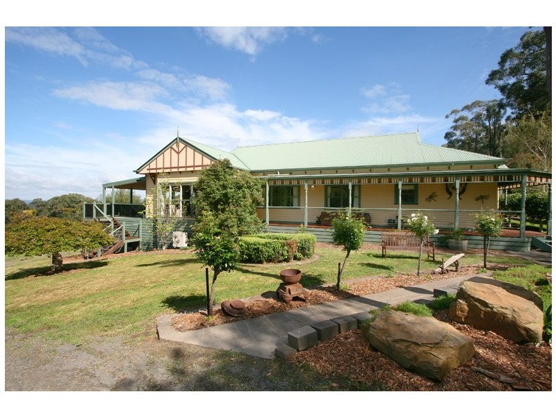 5 Staves Road, Hoddles Creek VIC 3139
