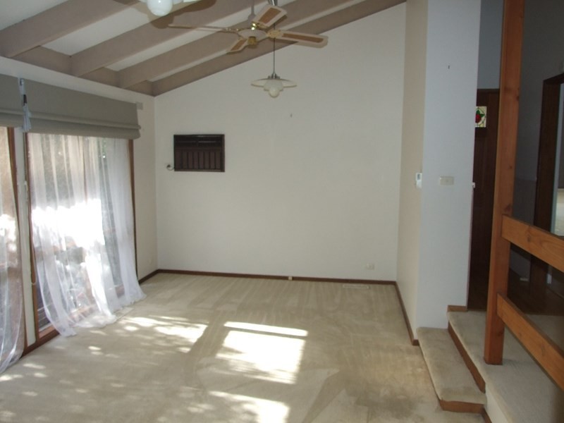 16 Poyner Avenue, Lilydale VIC 3140