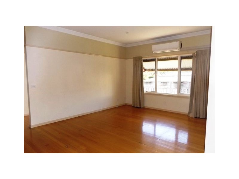 416 Warburton Highway, Wandin North VIC 3139