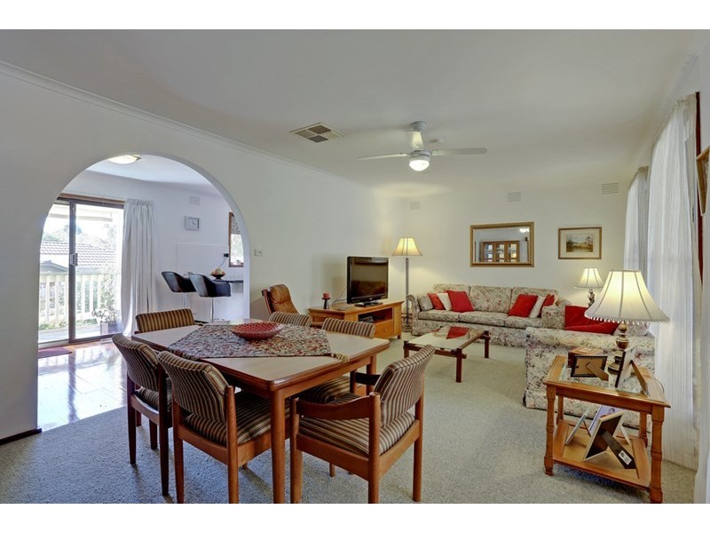 19 Roseman Road, Chirnside Park VIC 3116