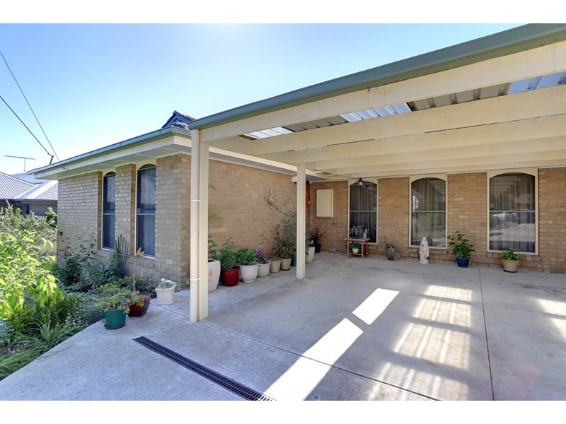19 Roseman Road, Chirnside Park VIC 3116