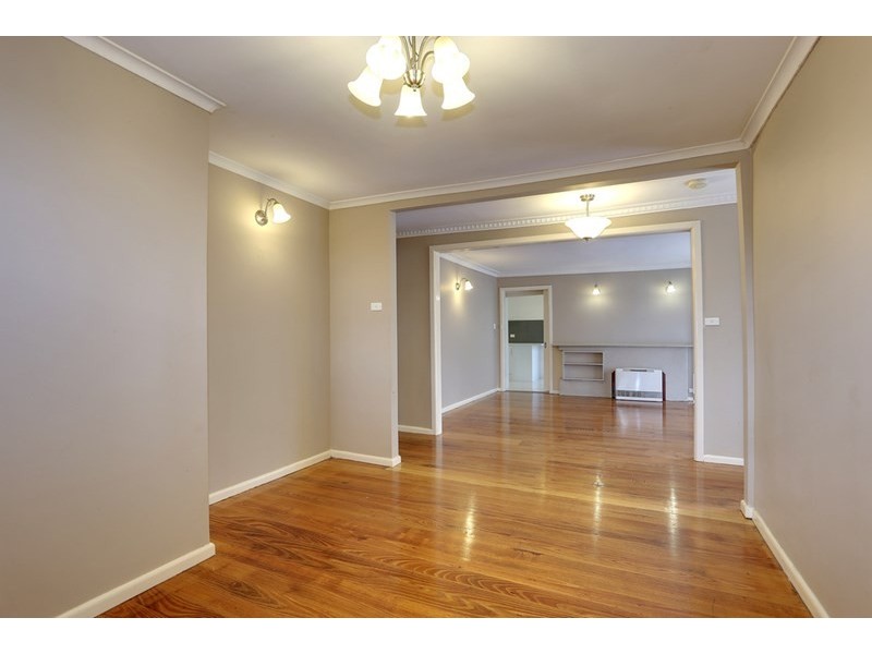 17 Burton Road, Lilydale VIC 3140