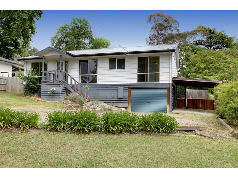 49 Drummond Road, Seville VIC 3139