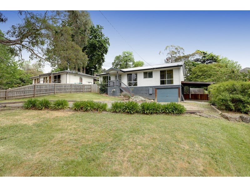 49 Drummond Road, Seville VIC 3139