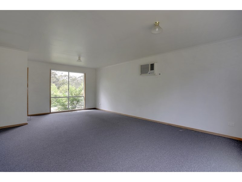 49 Drummond Road, Seville VIC 3139